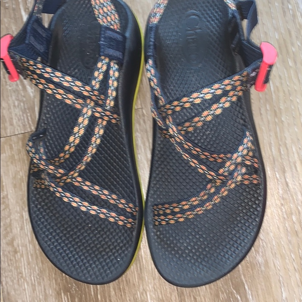 🌺CHACO Sandals-Size—women’s 6🌺